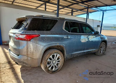 2018 Chevrolet Traverse Premier z USA, uszkodzony, nr VIN 1GNERKKW7JJ145533